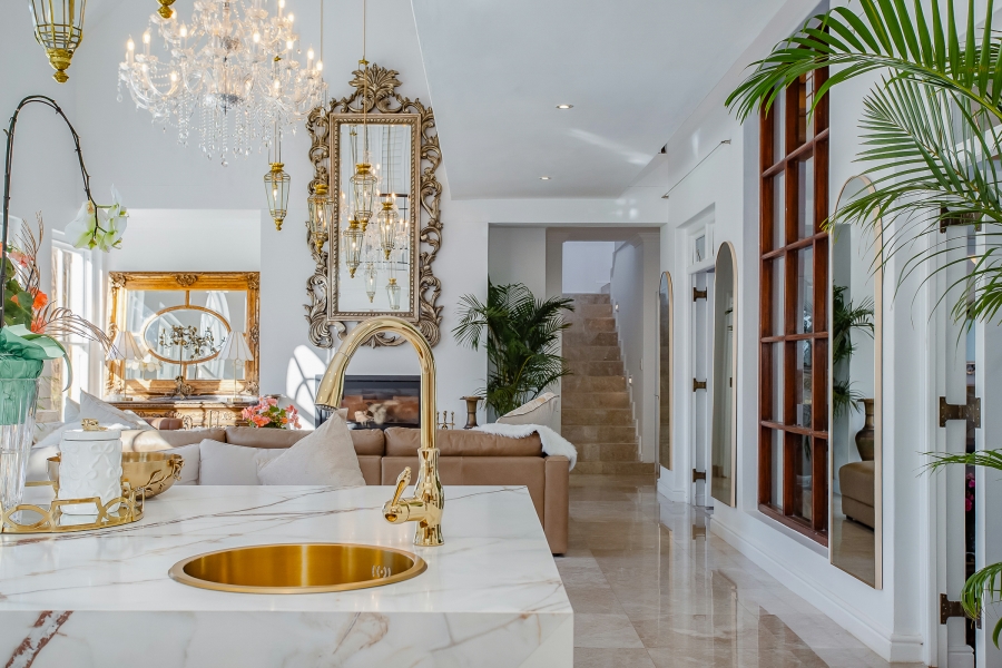4 Bedroom Property for Sale in Franschhoek Western Cape